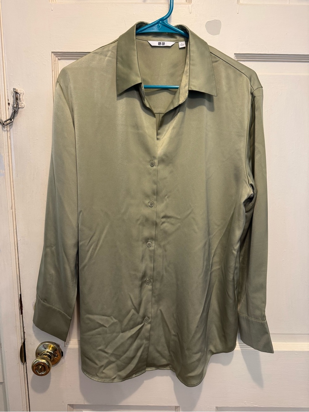 UNIQLO Women’s Satin Button Down Blouse in Green Sz L - Picture 4 of 7